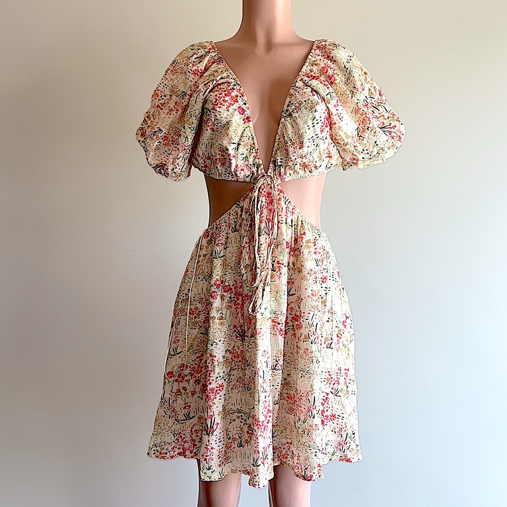 Meet Me In Santorini Cut-Out Print Dress Cream Large